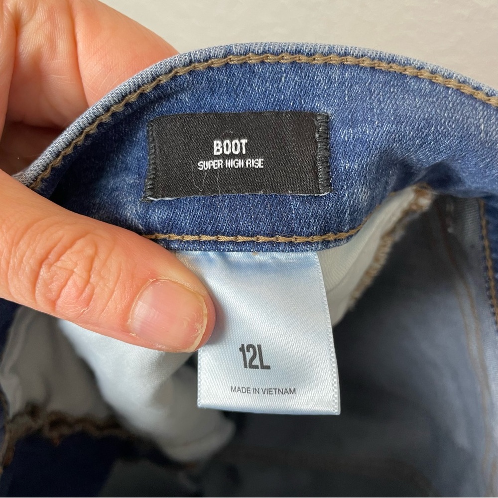 BNWT! Express Light Blue Bootcut Super High Rise Jeans Size 12L - Picture 9 of 10